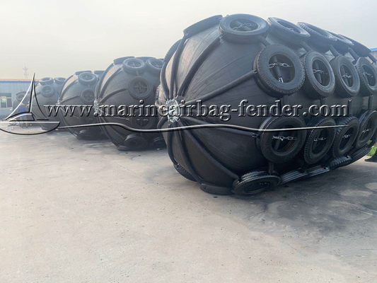 Fender de borracha pneumática de 50 kPa a 80 kPa para navios, docas e embarcações