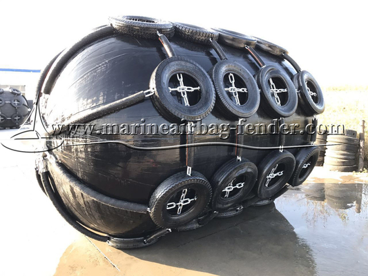 Fenders de borracha para navios de tipo Sling de tenacidade flexível para aplicações suaves de navio para navio
