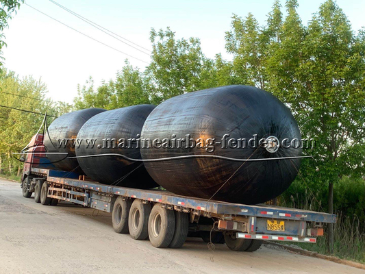 Navios Fenders Marítimos Pneumáticos 50kPa / 80kPa Borracha Natural