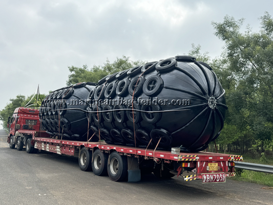Fenders pneumáticos de borracha flutuantes infláveis 50kPa 80kPa Fácil instalação