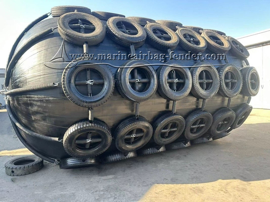 Fenders marinhos cilíndricos leves, Fenders pneumáticos para navios