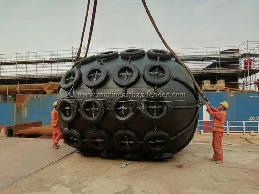 Fenders pneumáticos de borracha flutuantes infláveis 50kPa 80kPa Fácil instalação