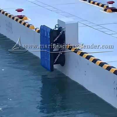 Fenders de borracha de docas marinhas duráveis personalizados com cadeia de aço inoxidável