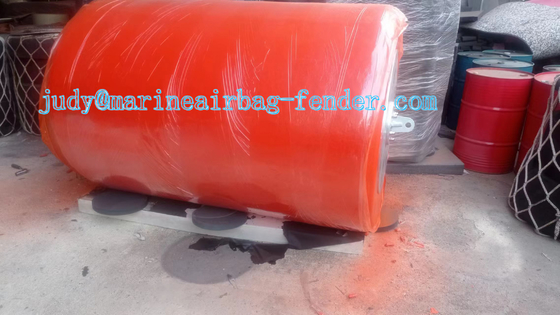 Densidade 30-120Kg/m3 Fender de espuma EVA com rede de pneus de cadeia e material externo de poliurea